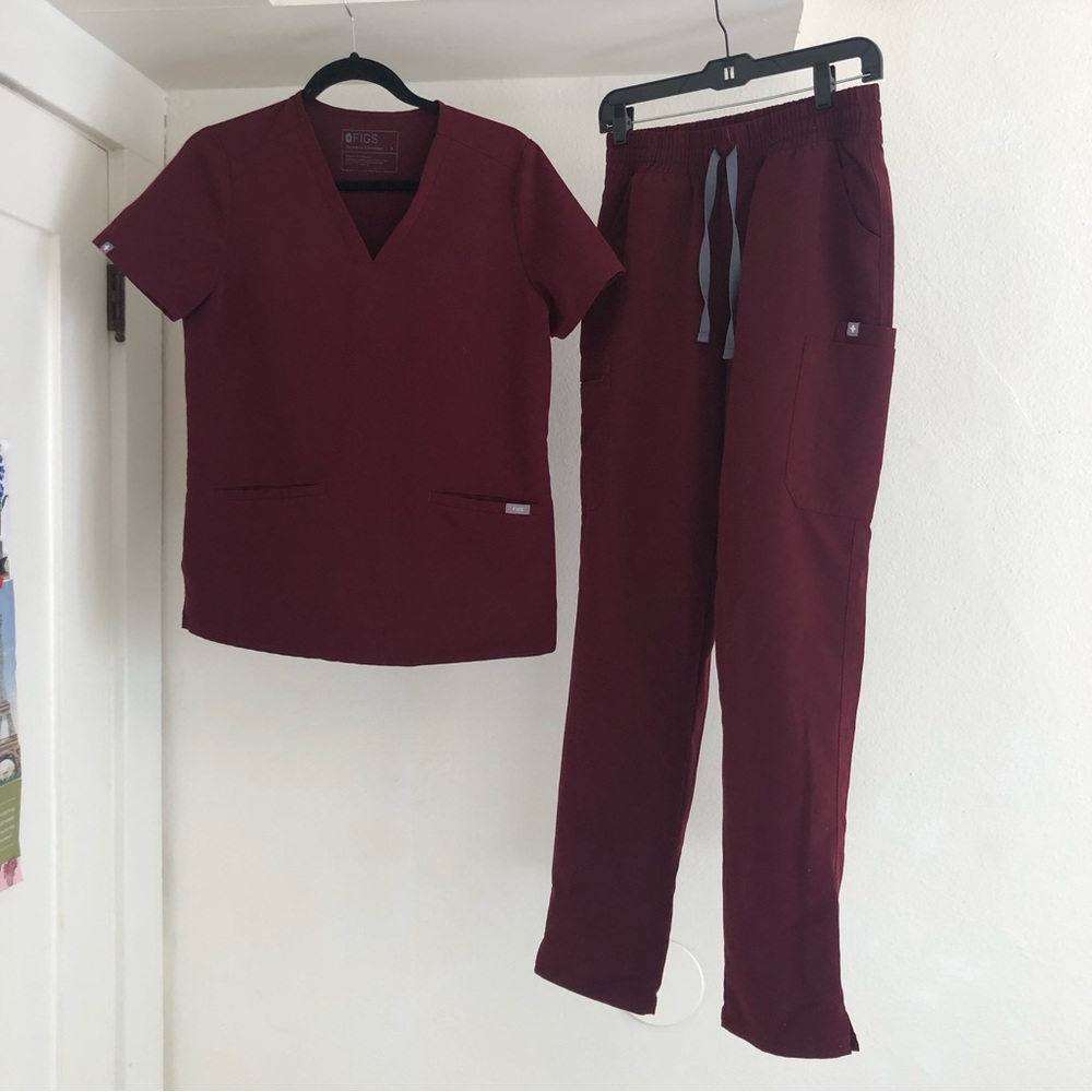 Burgundy Figs Scrubs Set